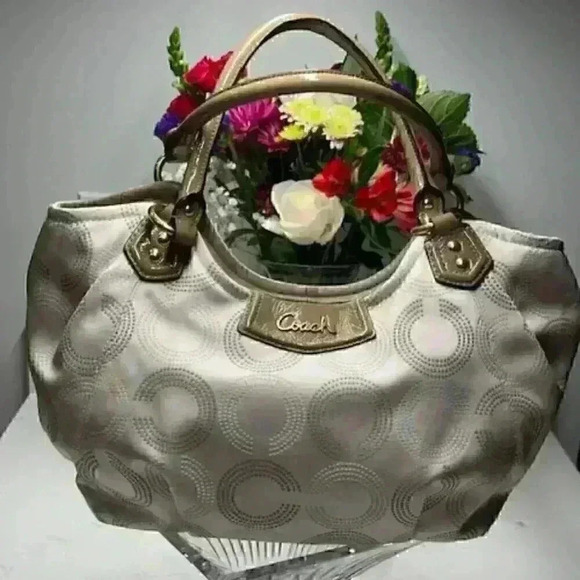 COACH Ashley Signature Tote/Hobo/Satchel Bag in Cream and Taupe - Picture 1 of 12